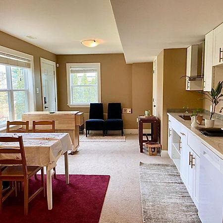 Cozy And Stylish Entire Suite In 哈利法克斯 外观 照片
