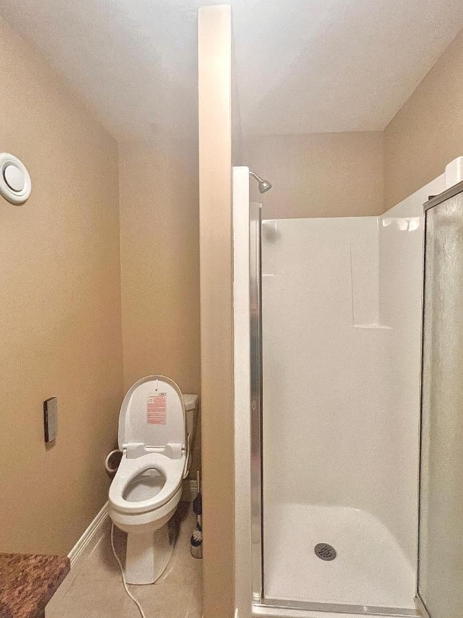 Cozy And Stylish Entire Suite In 哈利法克斯 外观 照片