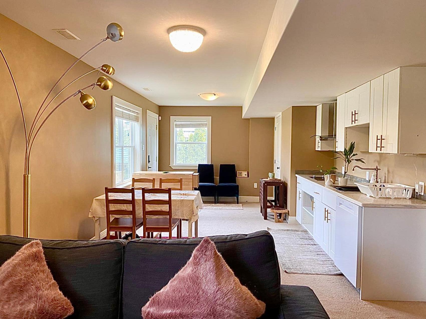 Cozy And Stylish Entire Suite In 哈利法克斯 外观 照片